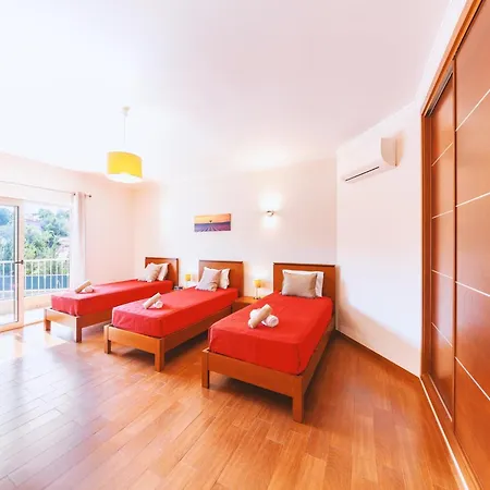 Villa In Albufeira Near Sea Beach * Albufeira