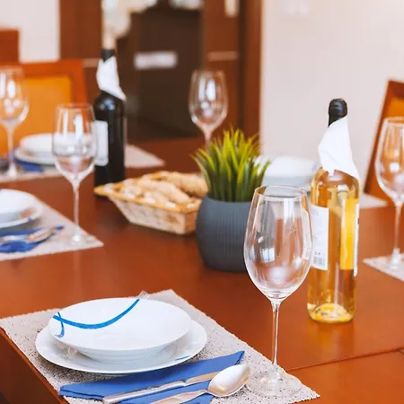 Villa In Albufeira Near Sea Beach * Albufeira