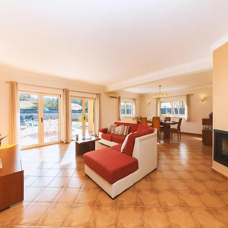 Villa Villa In Albufeira Near Sea Beach