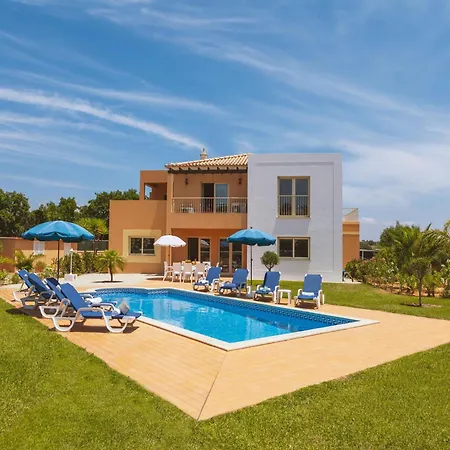 Villa Villa In Albufeira Near Sea Beach *